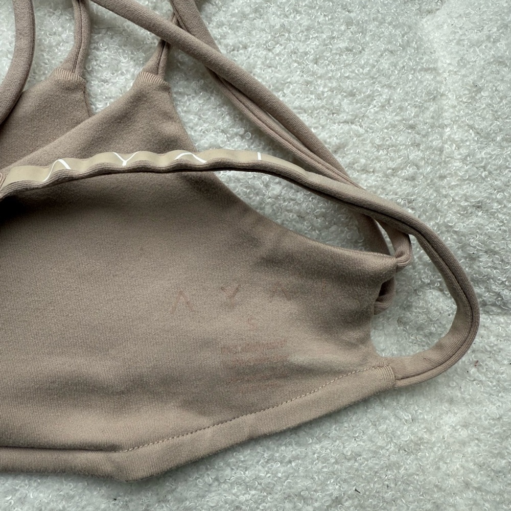 Women's Cream Intimate Set - Picture 2 of 4